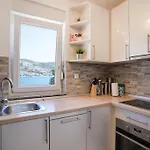 Julija Rogoznica, 20m From The * Rogoznica (Sibenik-Knin)